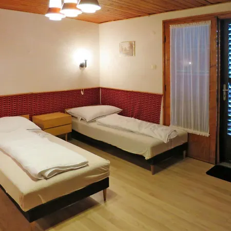 Holiday Gereben - Sio146